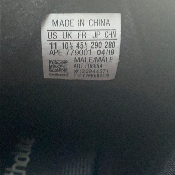 Yeezy 700 “Vanta”